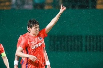 爱游戏手机版-【中超】多拉多破僵孙准浩中超首球 河南1比1平山东